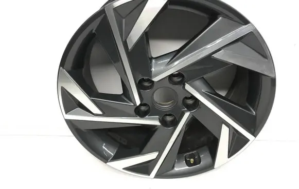 Hyundai Elantra VII R17 alloy rim 52910AACA0 70JX17H2