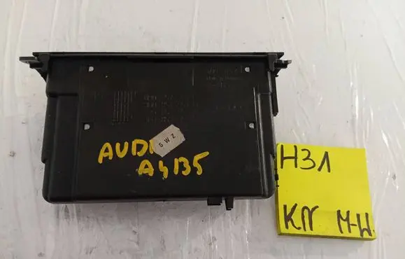 Audi A3 S3 8P Car ashtray trim 1212123