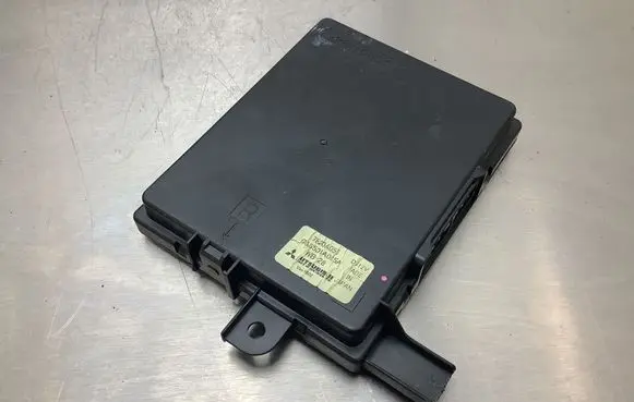 Peugeot 4007 Fan control module 7820A055 WB28 CAB501A005A