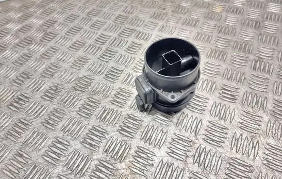 Mercedes-Benz E W212 Mass air flow meter A6510900048