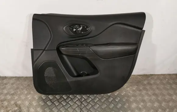 Jeep Cherokee Front door card panel trim
