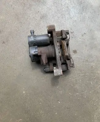 Subaru Outback (BT) Rear brake caliper 26620AN00A