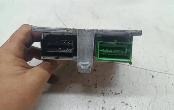 Opel Zafira B Airbag control unit/module 13188856 327963935 403253A2