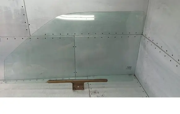 Fiat Seicento/600 Front door window glass four-door