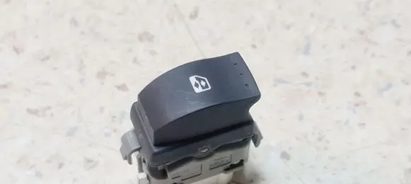 Renault Scenic II - Grand scenic II Electric window control switch 2808202 220510C 730210H