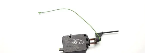 Fuel tank cap lock motor