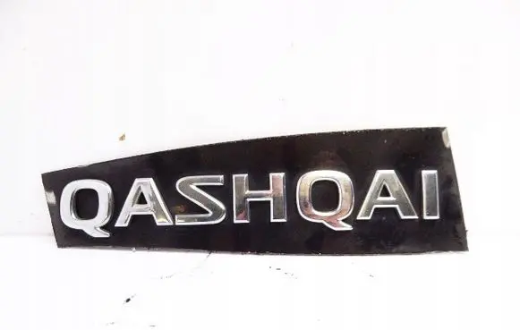 Nissan Qashqai Manufacturers badge/model letters 