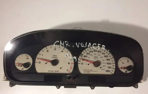 Chrysler Grand Voyager III Speedometer (instrument cluster) 70113R P04685840AA S840AA