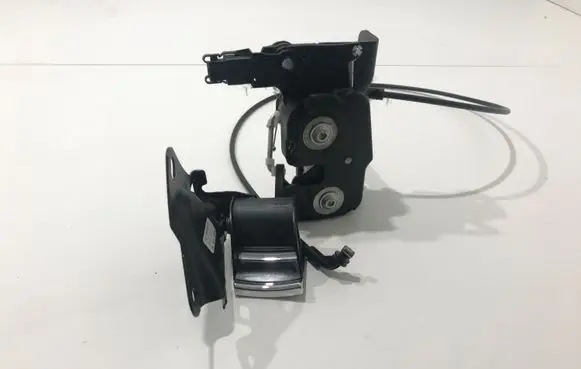 Mercedes-Benz E W212 Seat back rest lock catch A2129200276