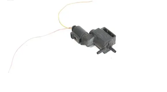 Audi A4 S4 B8 8K Turbo solenoid valve 037906283C