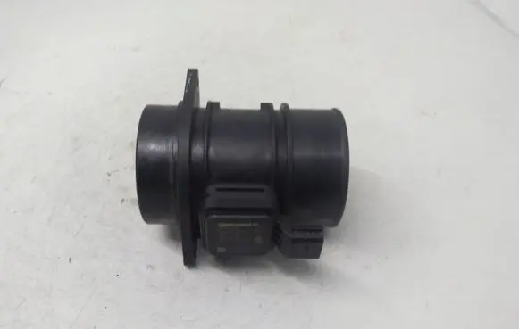 Nissan Qashqai+2 Mass air flow meter 8200651315B H8200655623 5WK97020