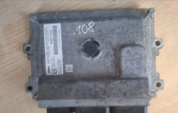 Peugeot 108 Engine control unit/module 9692061880