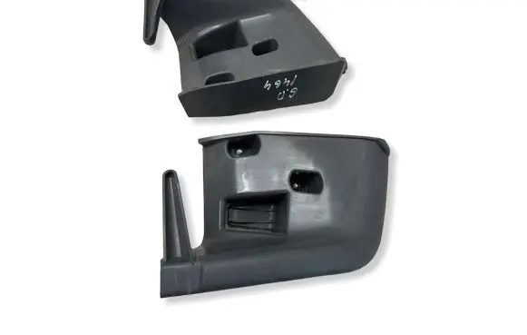 Audi Q5 SQ5 8R Seat belt trim 8R0857791 8R0857792