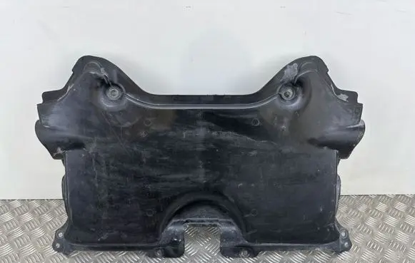 Mercedes-Benz C W204 Engine splash shield/under tray A2045242430