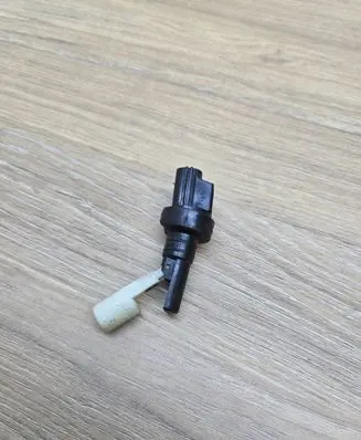 Volvo V70 Windshield washer fluid level sensor 0023935