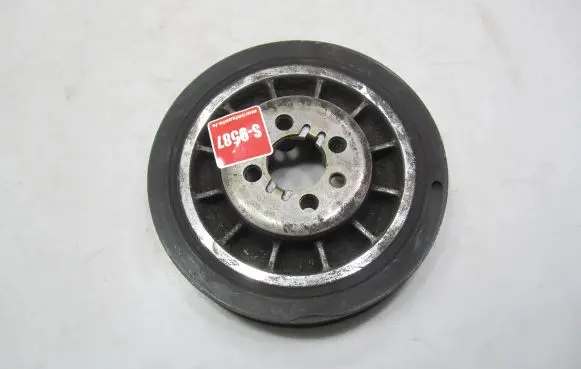 Volkswagen Sharan Crankshaft pulley 028105243K