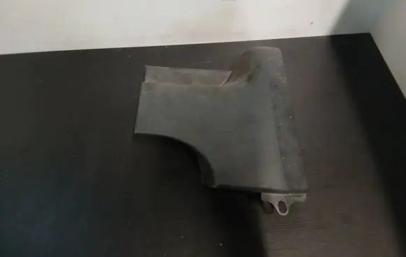 Volvo XC90 Side skirt front trim 