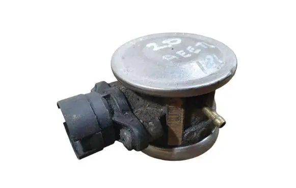 Volkswagen New Beetle EGR valve 037131351C