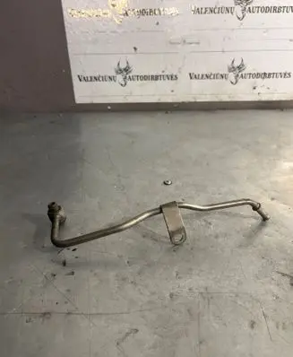 Ford Kuga II Engine coolant pipe/hose AV618274AK
