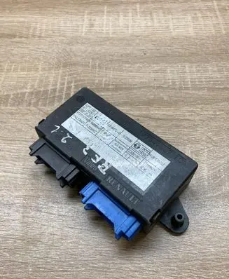 Renault Espace III Comfort/convenience module 73847257C