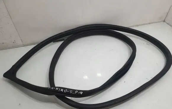 KIA Niro Front door rubber seal