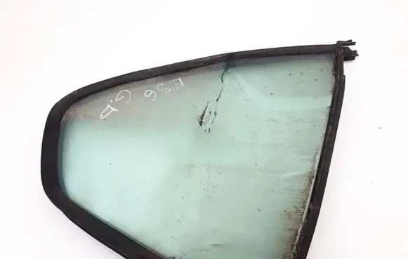 Rear vent window glass