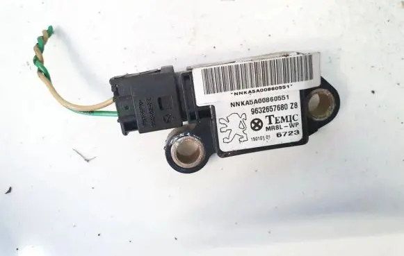 Peugeot 607 Airbag deployment crash/impact sensor 9632657680z8 15010101