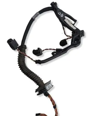 BMW 3 E90 E91 Fuel injector wires 779683101