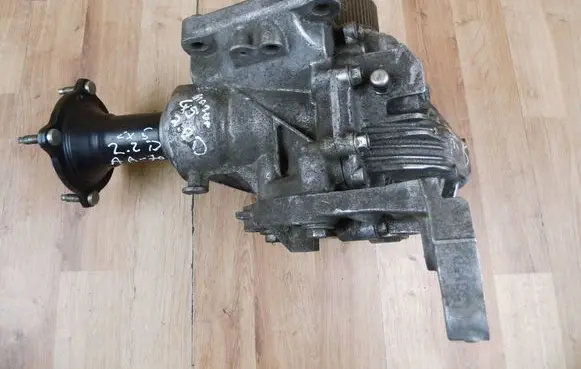 Mazda CX-5 Gearbox transfer box case KN0127500 KN0127500A