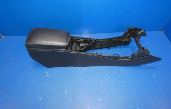 Mercedes-Benz A W176 Armrest