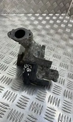 Volkswagen Caddy EGR valve 03G129637A