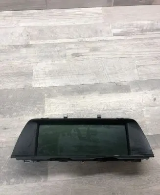 BMW 5 F10 F11 Screen/display/small screen 21919121 1010410734 9243897