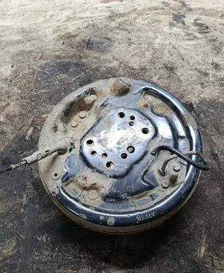 Ford Courier Rear wheel hub EY162210L