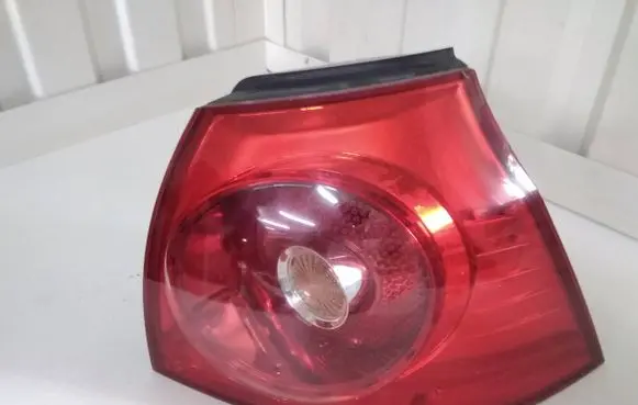 Volkswagen Golf V Rear/tail lights 1K6945096E