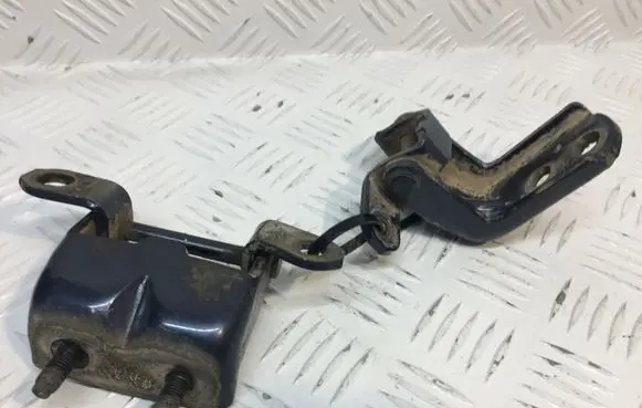 Nissan Pathfinder R51 Rear door hinge set 