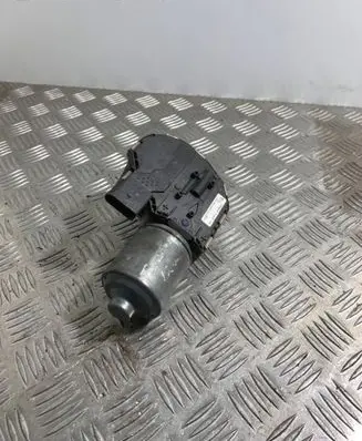 Volkswagen Touareg II Wiper motor 7P0955119