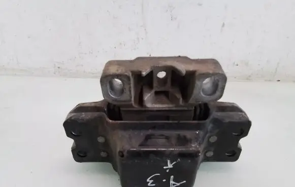 Audi A3 S3 8P Engine mount bracket 1K0199555