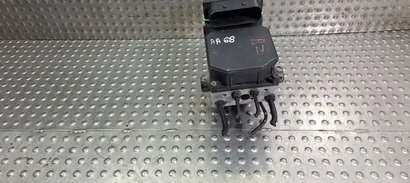 Audi A4 S4 B7 8E 8H ABS Pump S18031215 8E0614517 0265225048