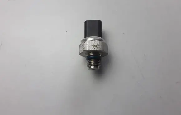 Ford Focus Fuel pressure sensor GN1A9D290