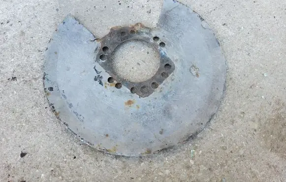 Ford Mondeo Mk III Rear brake disc plate dust cover 