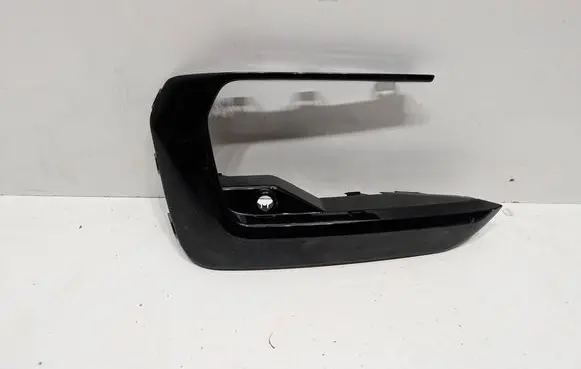 Volkswagen Touran III Front bumper lower grill 5TA853665H