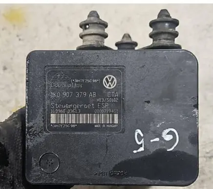 Volkswagen Golf V ABS Pump 1K0907379AB 00007194G1 10096003613