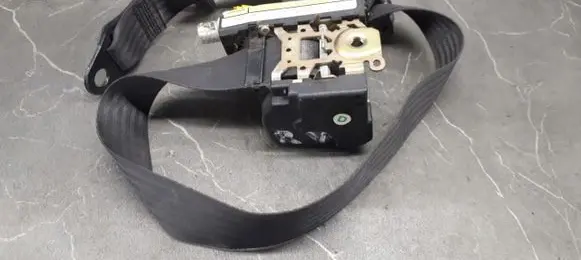 Fiat 500E Front seatbelt 33019722A