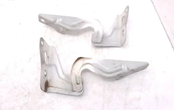 Seat Ibiza IV (6J,6P) Engine bonnet/hood hinges 6J0823302A 6J0823301A