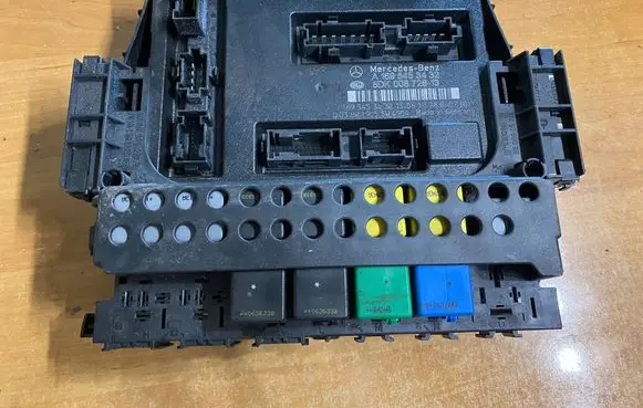 Mercedes-Benz A W169 Comfort/convenience module A1695453432 5DK00872813