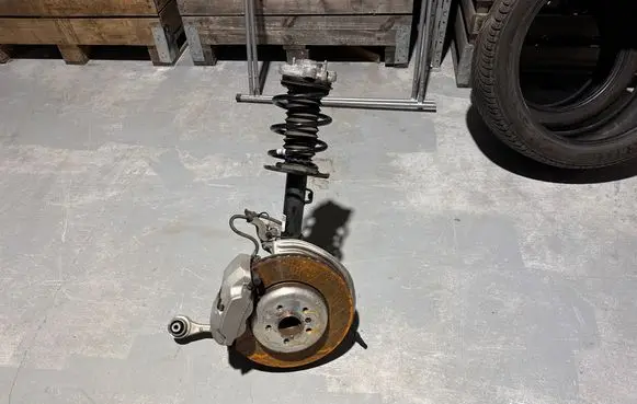 BMW i4 Front wheel hub spindle knuckle 6893264 6895244 22351066