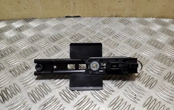 Land Rover Range Rover Sport L494 Seat belt adjustment rail 616773300