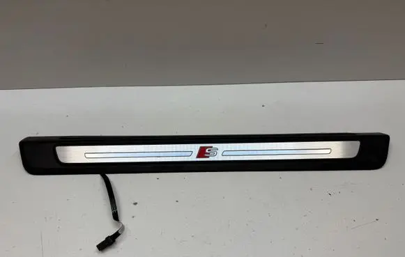 Audi Q5 SQ5 Front sill trim cover 80A947418C A2100351 222185667