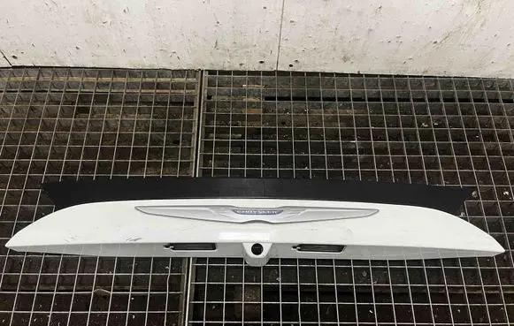 Chrysler Pacifica Trunk door license plate light bar 6NX37TRMA