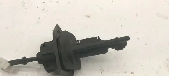 Mazda 5 Clutch slave cylinder 